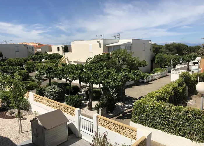 Spacieux T2 Pour 4p Avec Terrasse, Parking Prive A 400m De La Plage, Quartier Anime, Animaux Ok - Fr-1-799-9 *