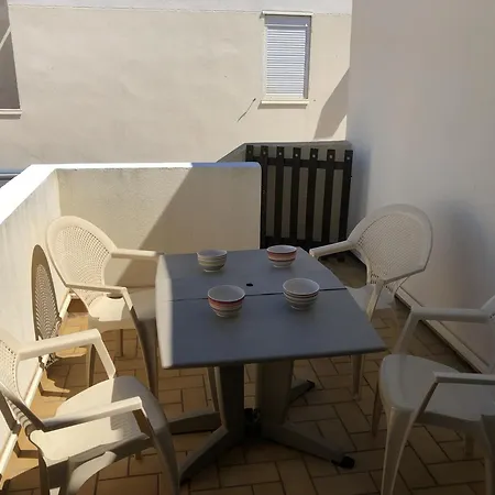Spacieux T2 Pour 4p Avec Terrasse, Parking Privé à 400m De La Plage, Quartier Animé, Animaux Ok - Fr-1-799-9 Appartement Le Barcarès